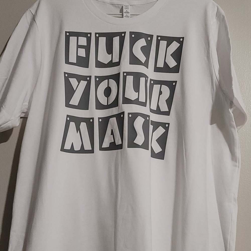 shirt - Picture 3 of 4